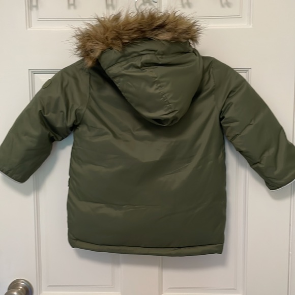NWT Size 3 GAP Faux Fur Parka - Picture 3 of 5